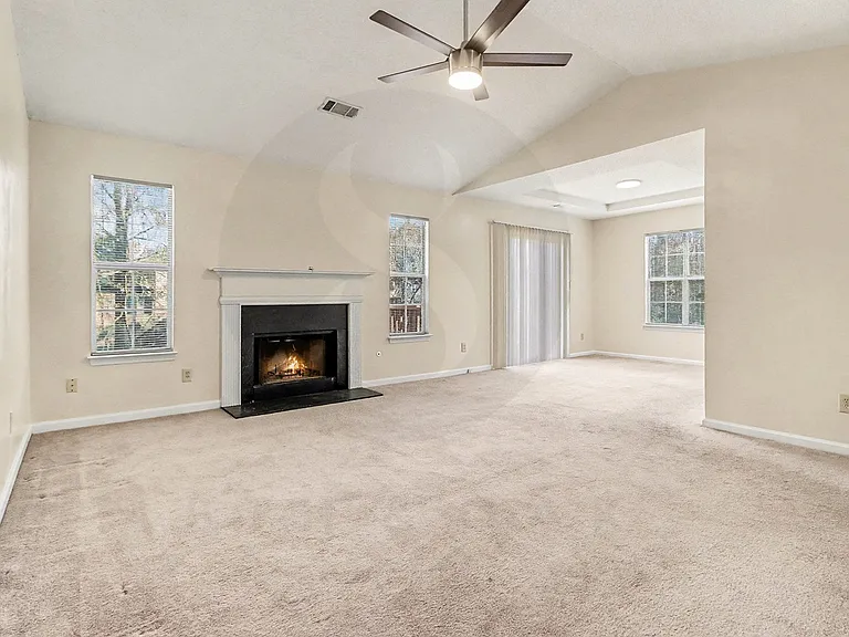 7134 Hazelwood Dr — Photo 6