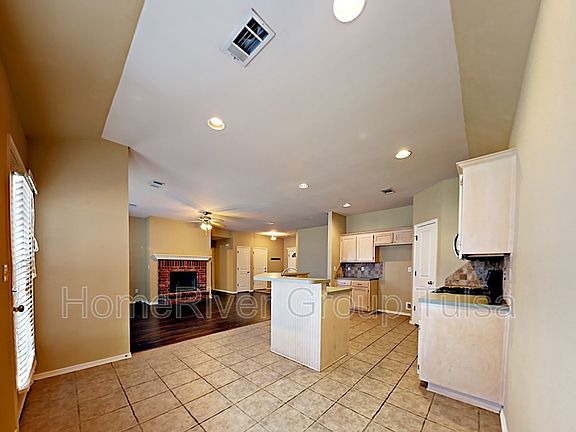 5th image of 15203 E 90th Pl N