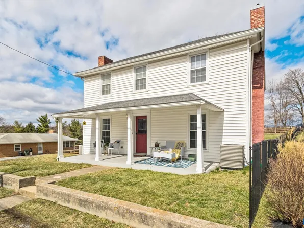 142 Fishersville Rd, Fishersville, VA 22939