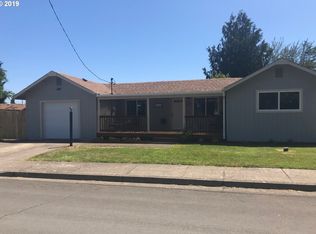577 S 35th St, Springfield, OR 97478