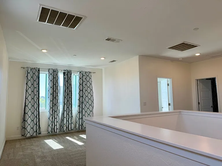 5817 E Truman Ave — Photo 16