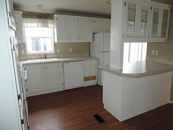 4th image of 10215 Elderberry Park Ln