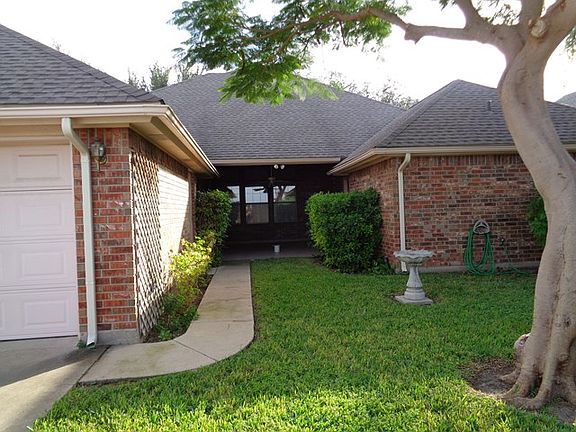 5th image of 324 Toucan Ave