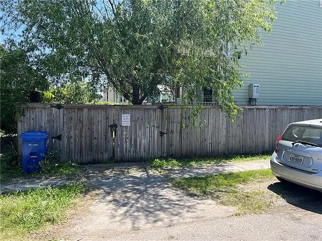 3503 Urquhart St — Photo 11