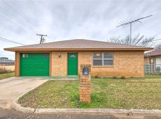 222 Fireside Village Dr, Keene, TX 76059