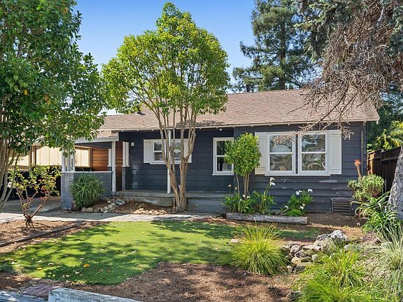 2nd image of 1012 McNear Avenue