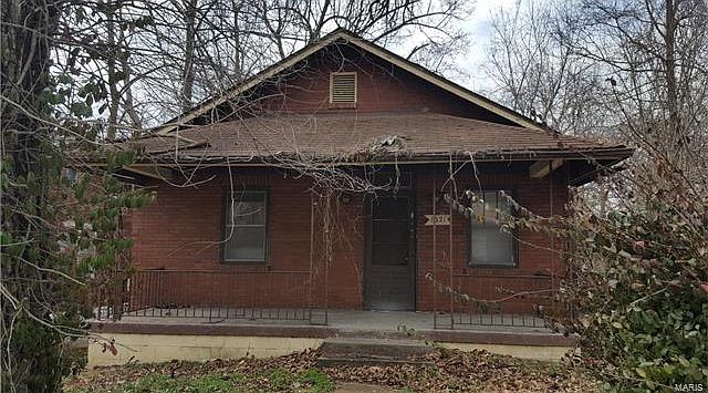 1st image of 1521 Salerno Dr