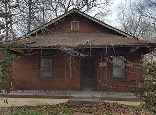 1521 Salerno Dr, Saint Louis, MO 63133