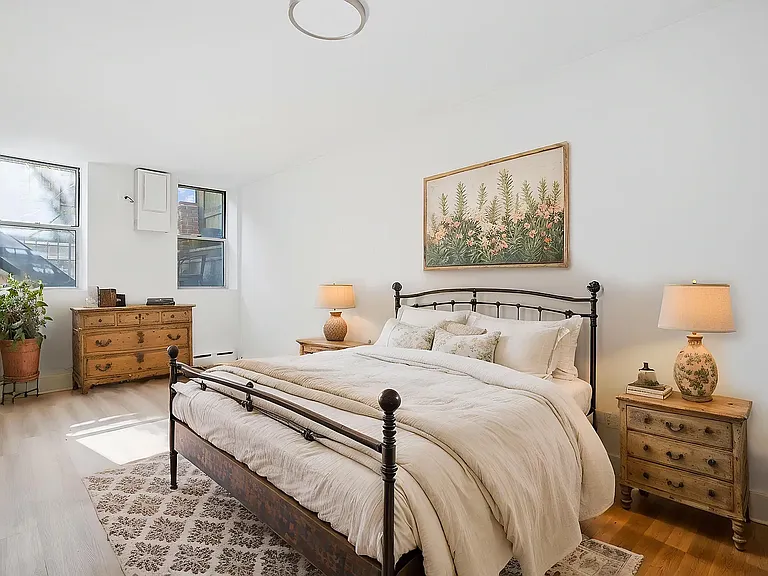 403 Henry St #1 — Photo 10