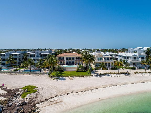 5th image of 841 W Ocean Dr