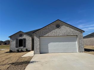 1211 Sunflower Ln, Newcastle, OK 73065