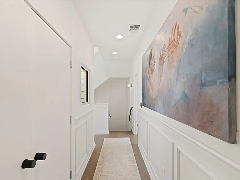 1500 Summit St #5 — Photo 27