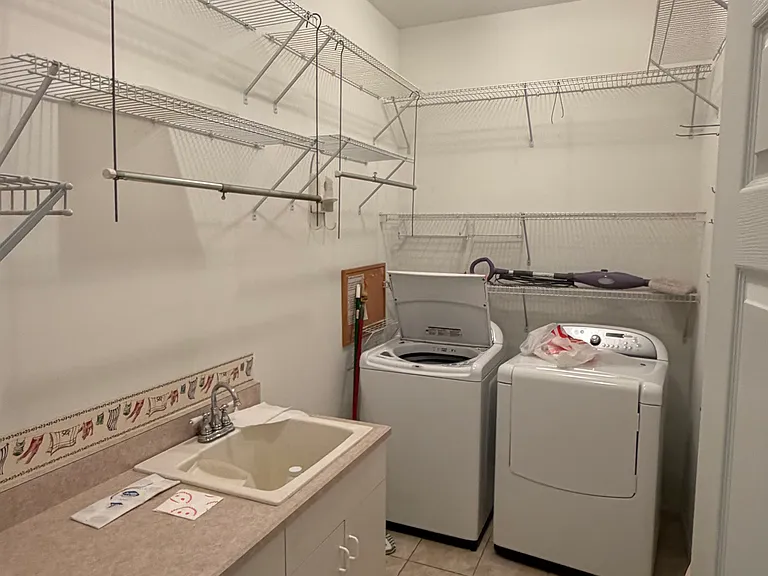 1208 Londonderry Cir — Photo 19