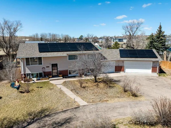 1802 S 5th Ave, Cheyenne, WY 82007