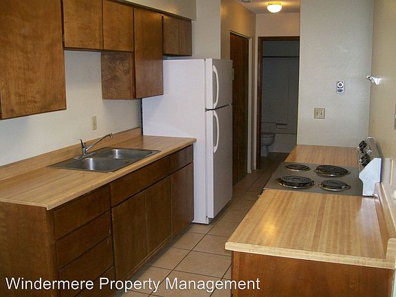 2nd image of 1421 S College Ave APT 16