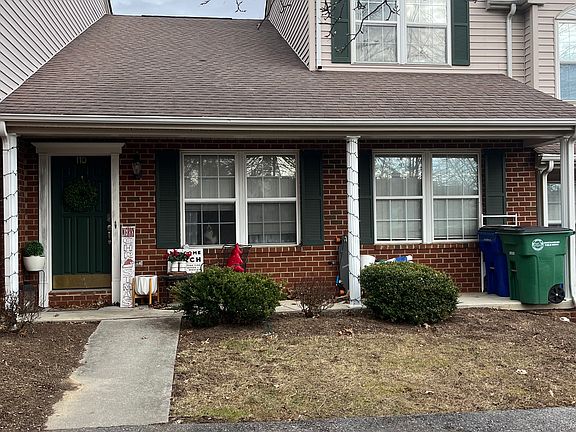 2nd image of 110 Willow Oak Dr