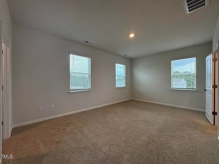 724 Dorset Stream Dr — Photo 23