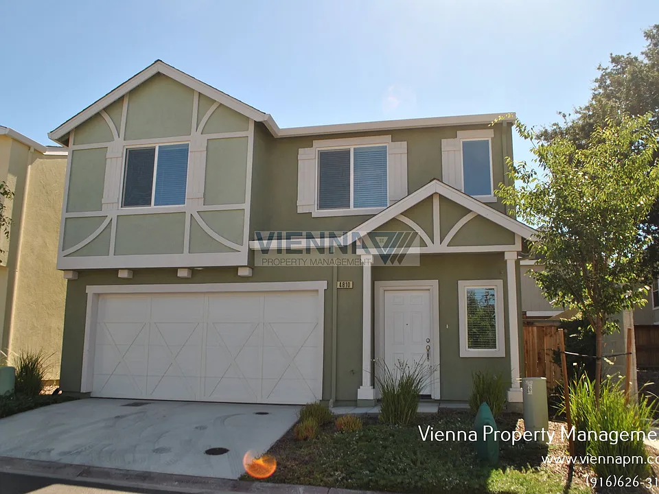 4810 Morgera Ln