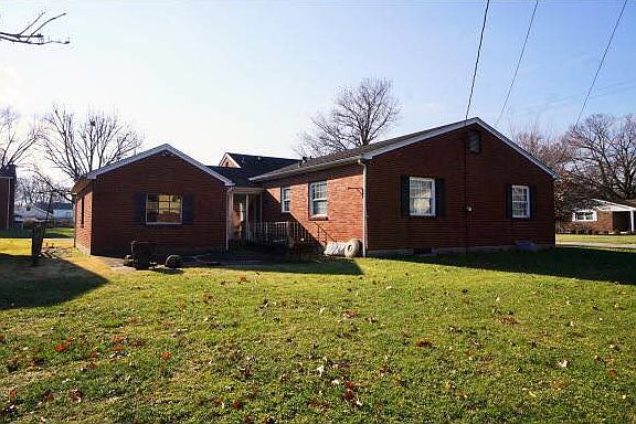2nd image of 30 Laurel Ln