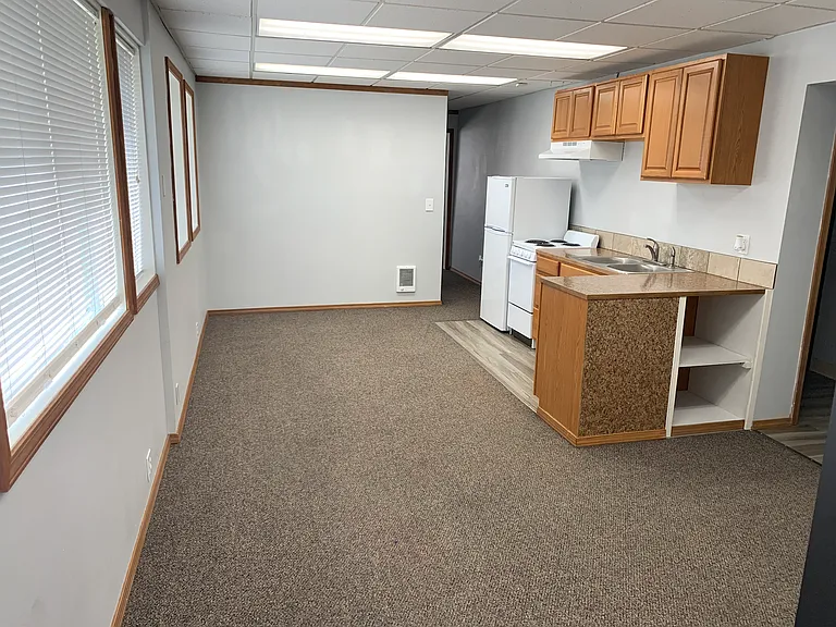 9300 E Sprague Ave — Photo 13