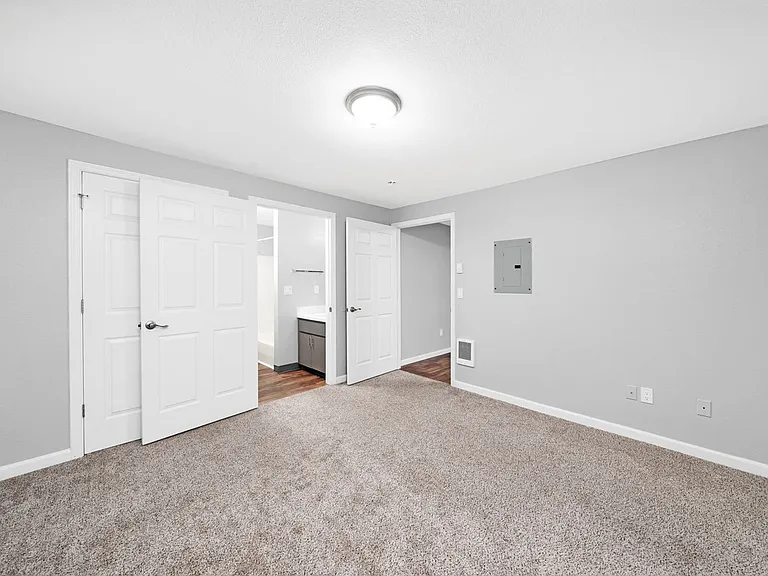 12150 SW Allen Blvd — Photo 16