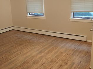 519 Lockhart St APT 1, Pittsburgh, PA 15212