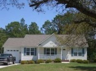 3772 Oakwood Dr, Southport, NC 28461
