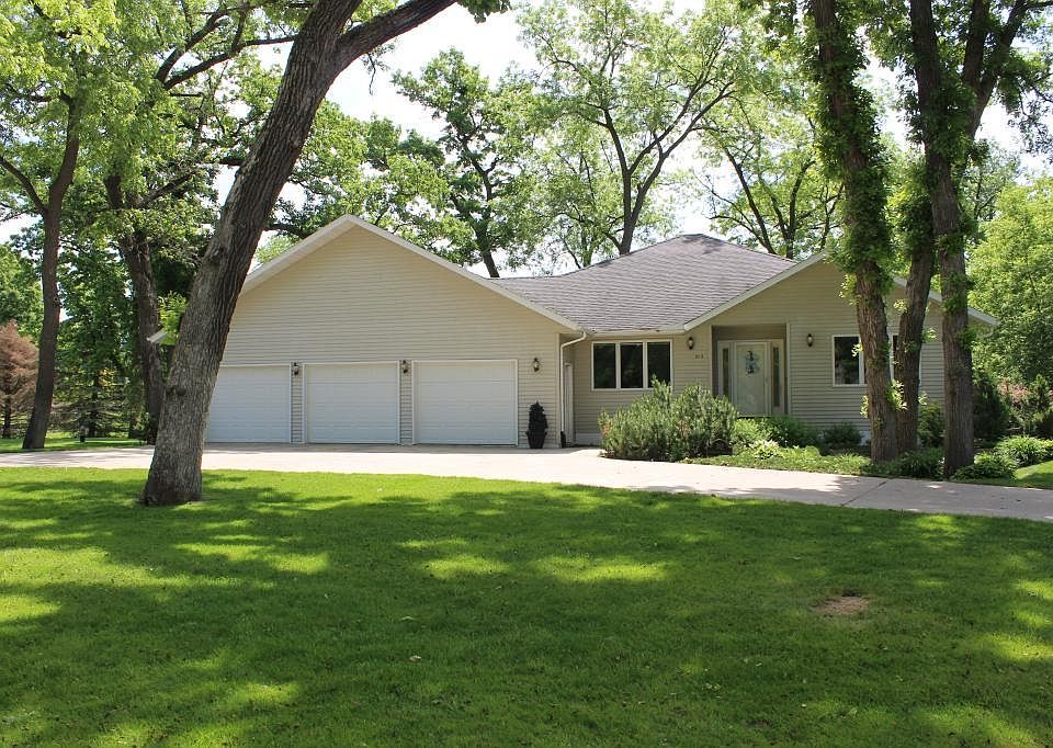 312 NW California St, Brownsdale, MN 55918 Zillow