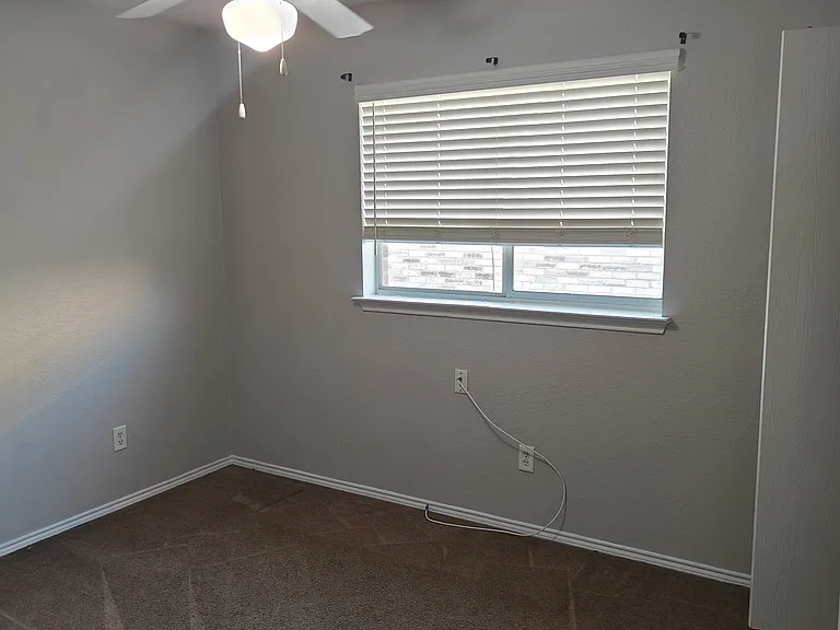 2305 Aldergate Dr — Photo 6