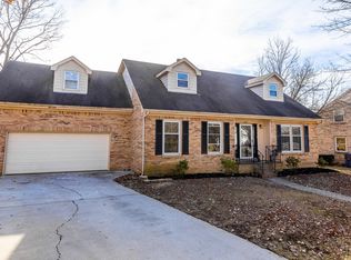 1060 Stowbridge Ln, Lexington, KY