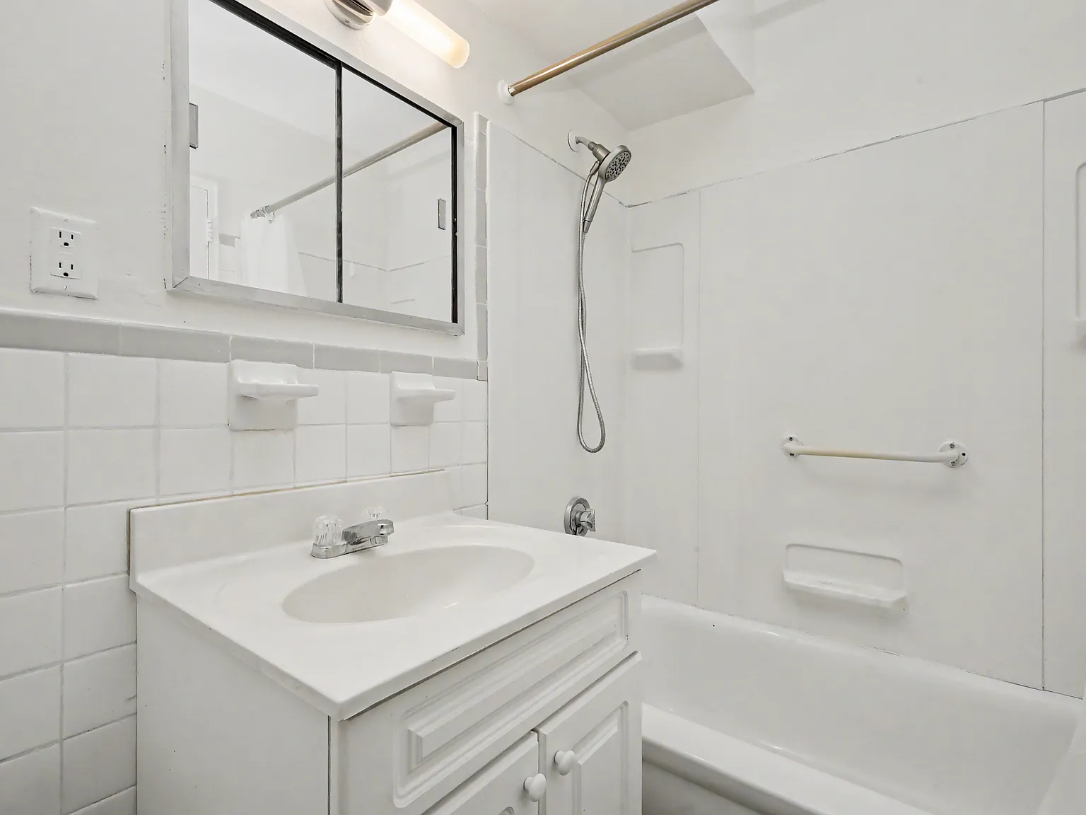 1 bed, 520 sqft, $1,900 — Photo 4