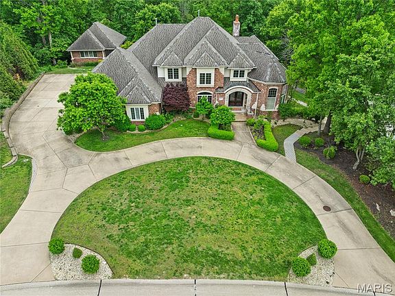 3rd image of 12932 Sunset Bluff Ct