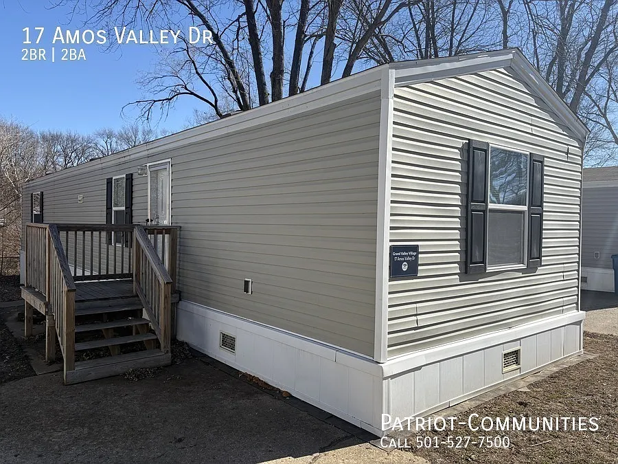 2 bed, $975 — Photo 2