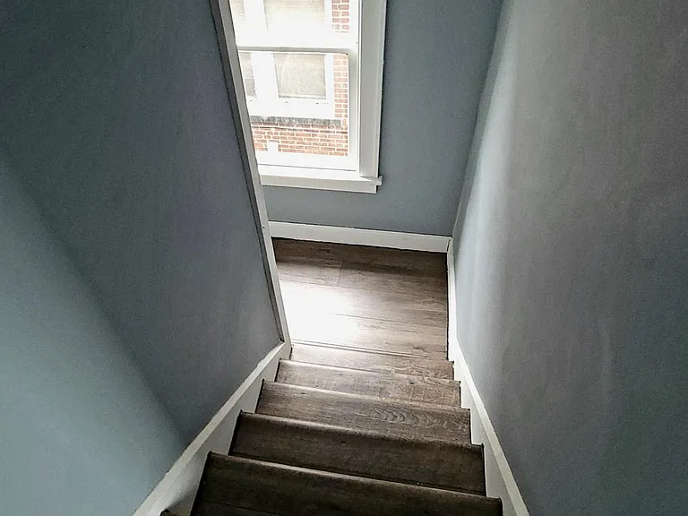 1629 Briarwood Ave — Photo 8