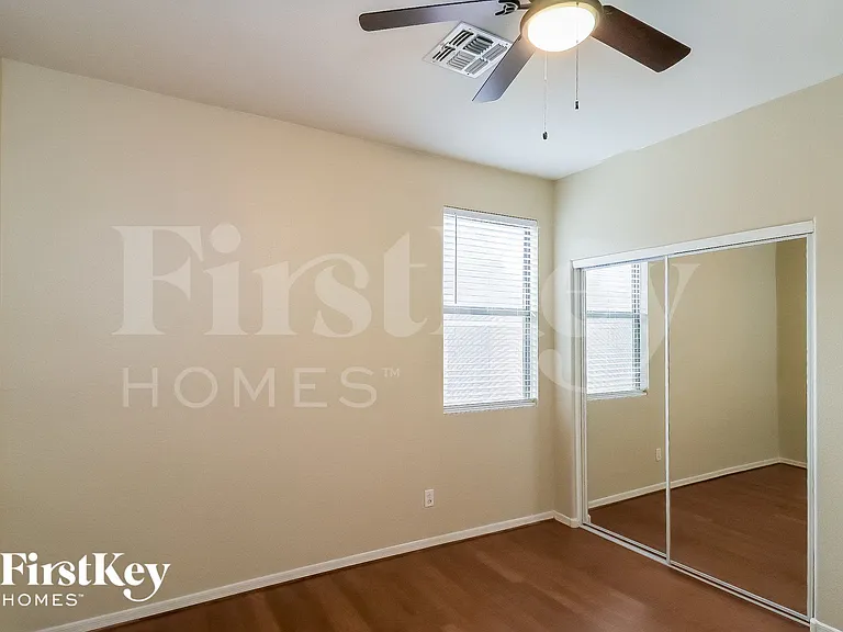 5777 W Golden Ln — Photo 12