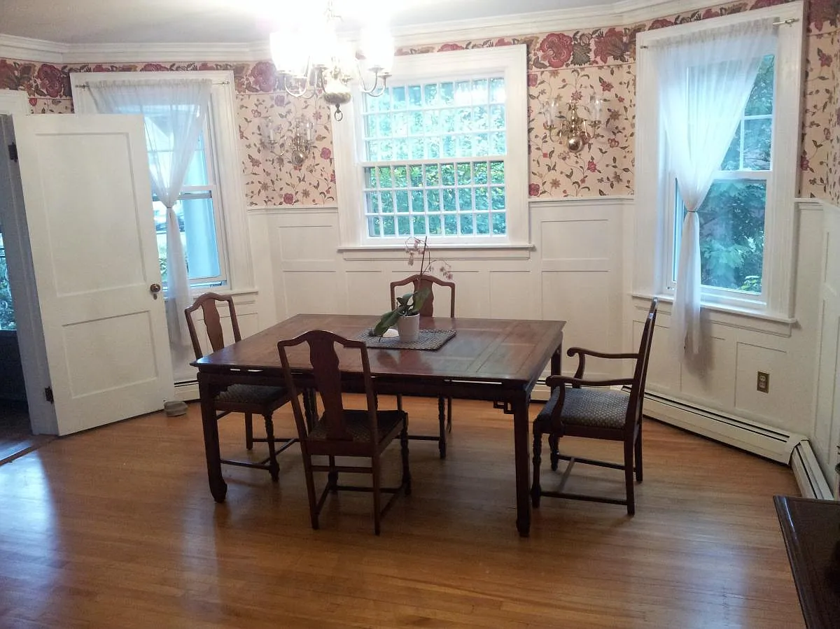 2 bed, 1100 sqft, $2,200 — Photo 4