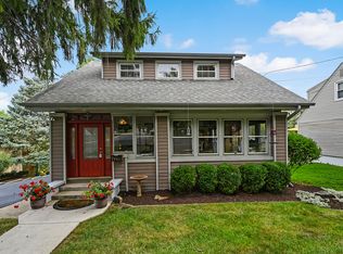 1 W Division St, Lemont, IL 60439