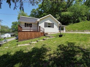 163 N Pinch Rd, Elkview, WV 25071