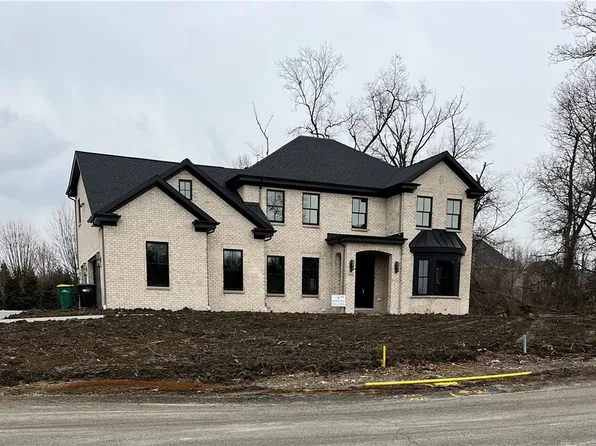 3008 Boardwalk Ct, Glenshaw, PA 15116