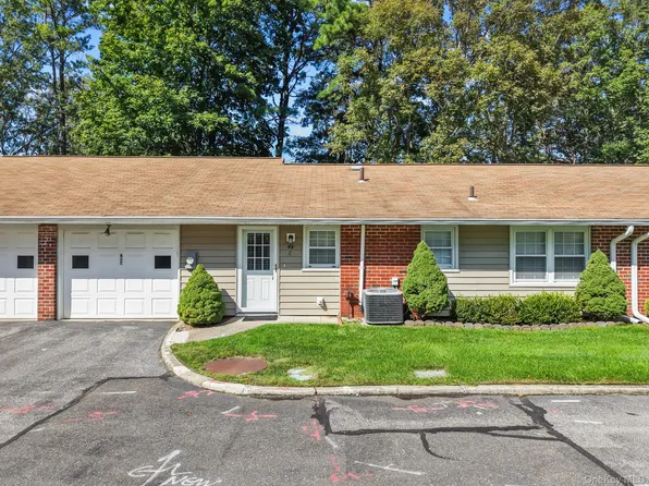 46 Trent Court #C, Ridge, NY 11961