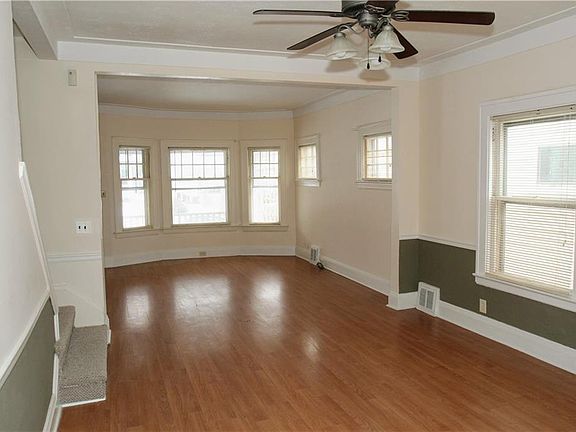 3rd image of 1205 Saint Charles Ave