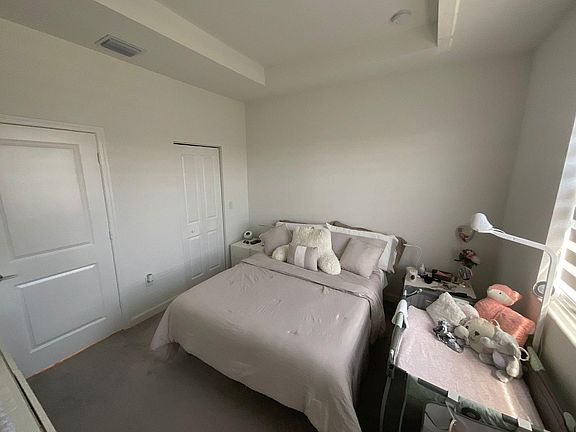 5th image of 21013 NE 8th Ave