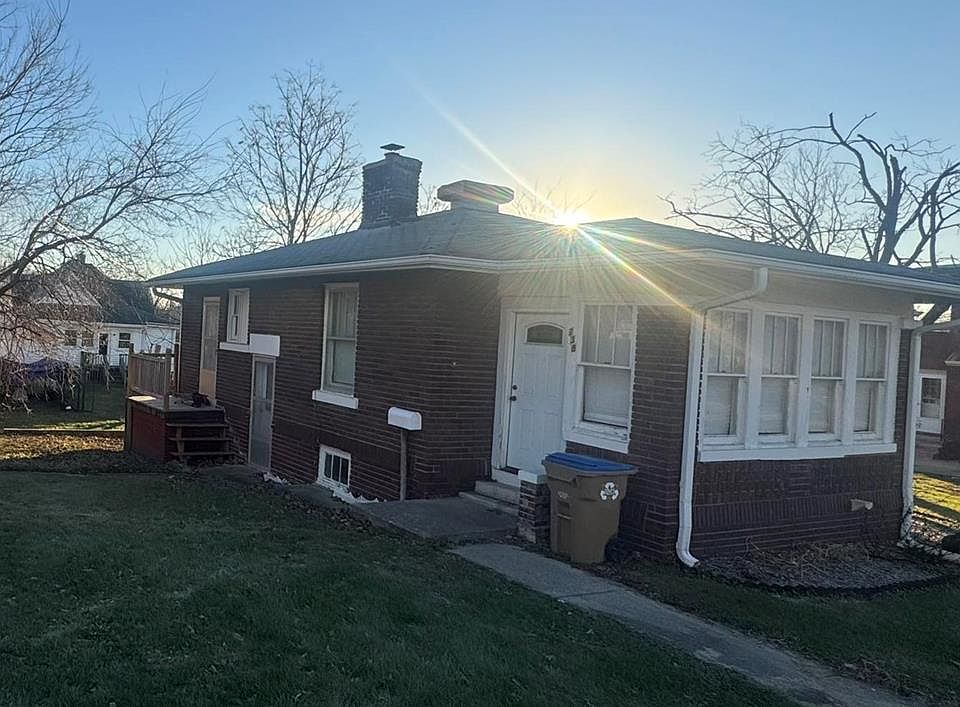 1st image of 238 W 2nd St