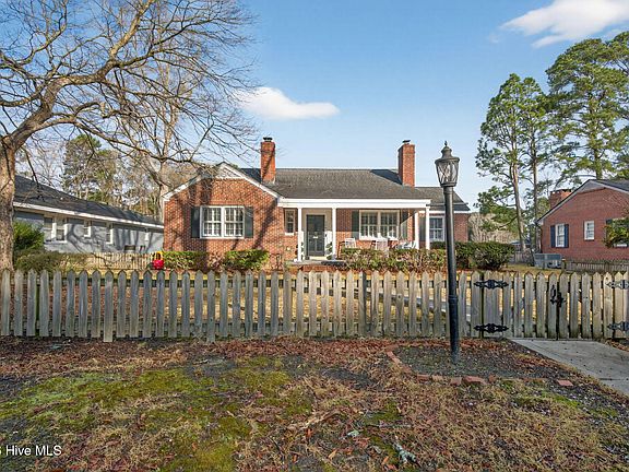 2nd image of 306 Monticello Drive NW