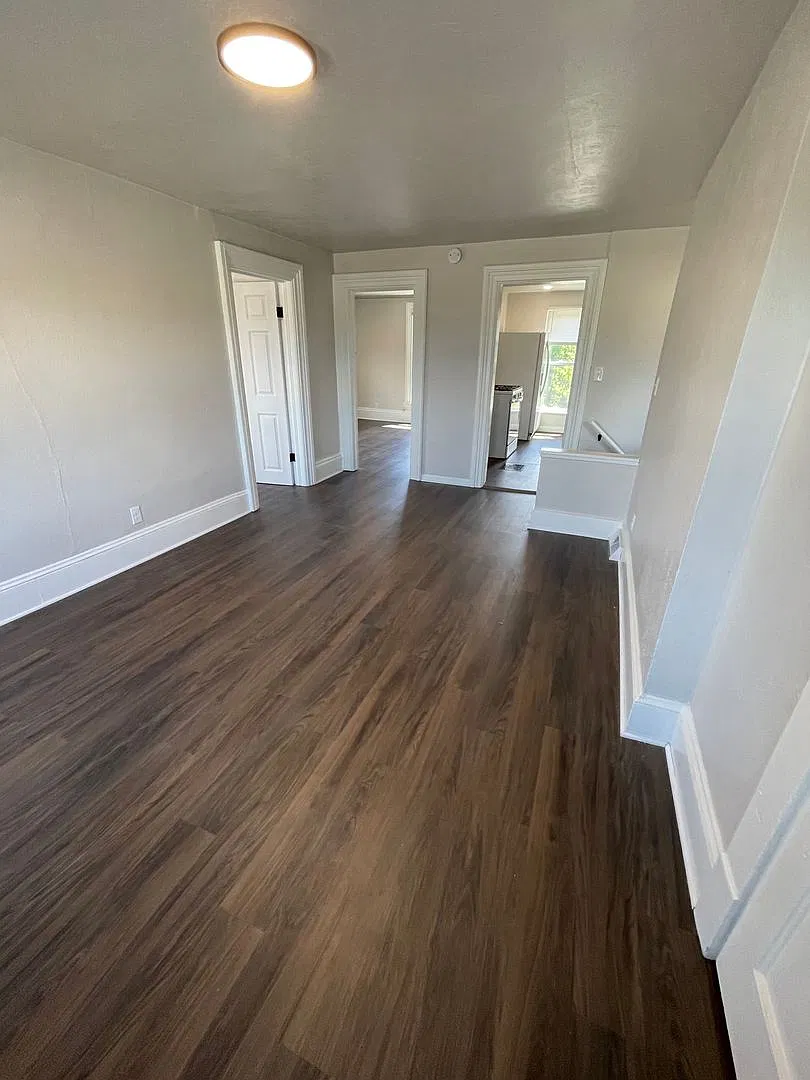 1164 N Koeller St — Photo 1