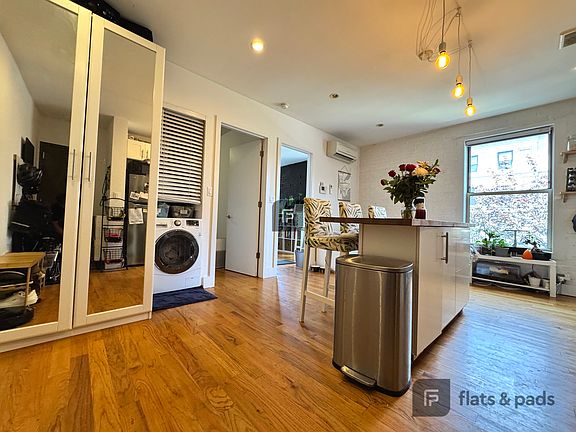 3rd image of 340 Sterling Pl APT 2W