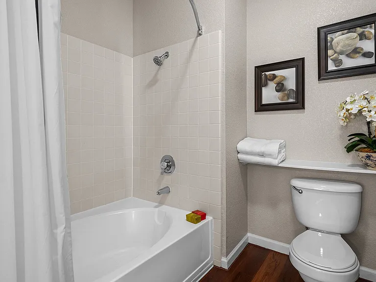 Willow Springs Apartments — Photo 23
