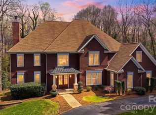 3916 2nd Street Dr NW, Hickory, NC 28601