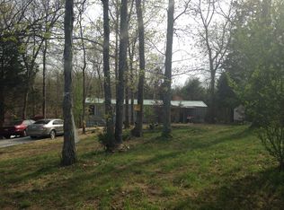 1151 Dennis Rd, Lawrenceburg, KY 40342