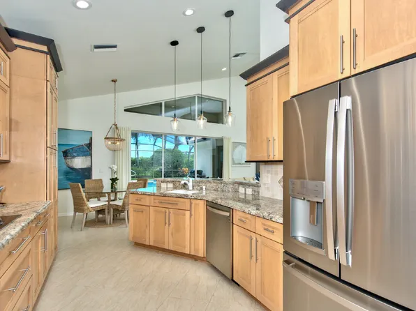 1705 Marsh Run, Naples, FL 34109